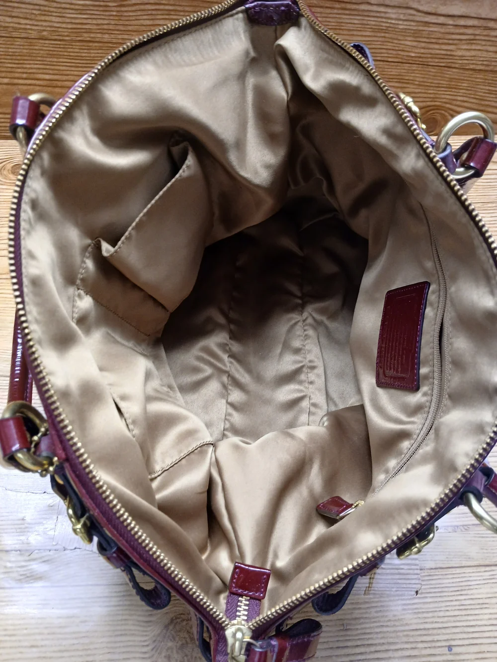 Coach by burgundy glossy